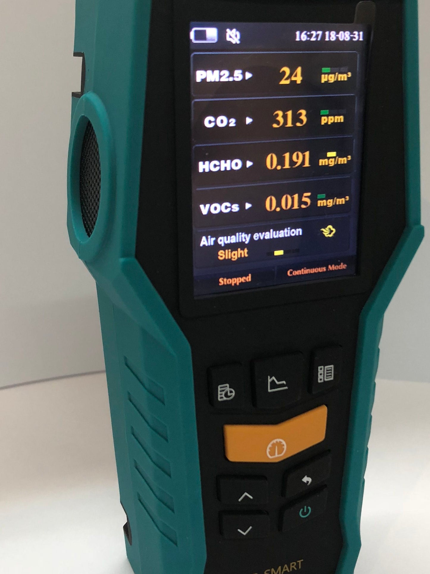 Smart-128 CO2 Formaldehyde TVOC Dust IAQ Monitor Portable
