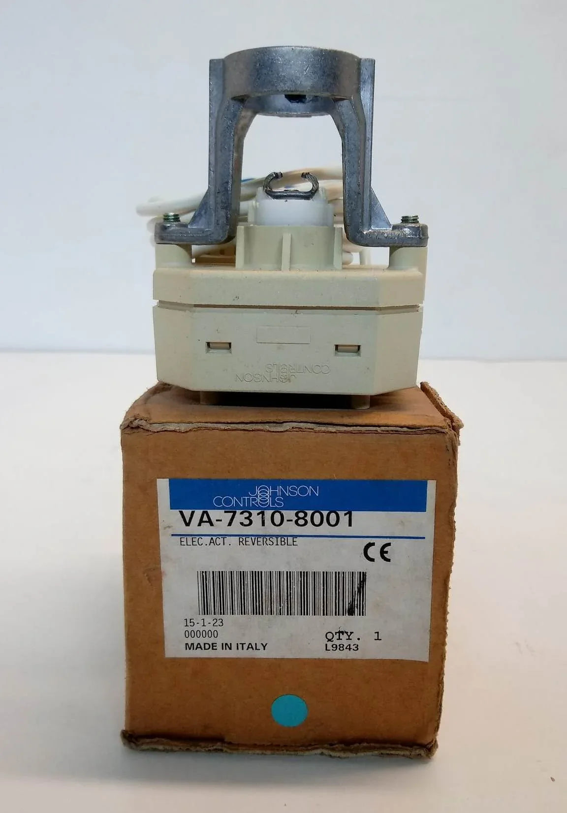 Valve Actuators - Johnson Controls Motorized Actuator 24V 0-10V for 15-20mm Valve VA-7312-8001