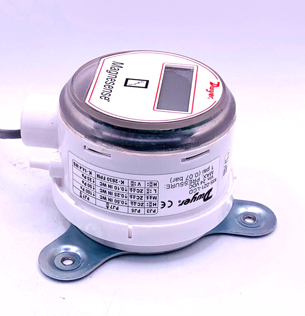 Dwyer Air Differential Pressure Transmitter /- 25…100 Pa 4…20mA 24V