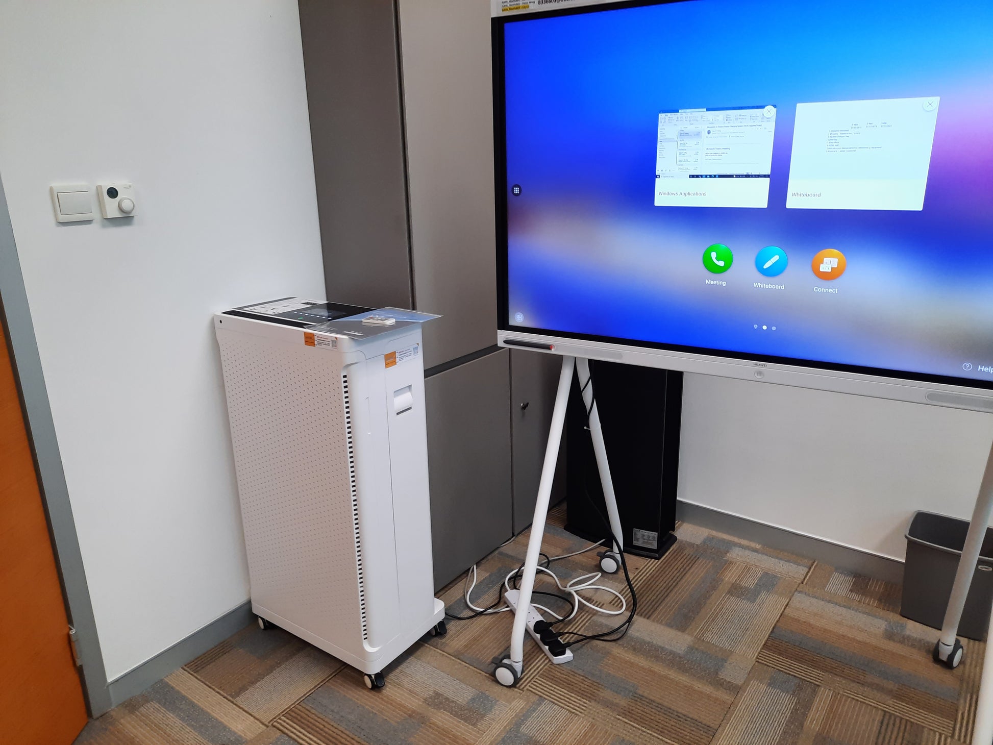 Cleaners - X8 Smart Germicidal Air Purifier HEPA + UV-C + Anion -- Monthly Rental