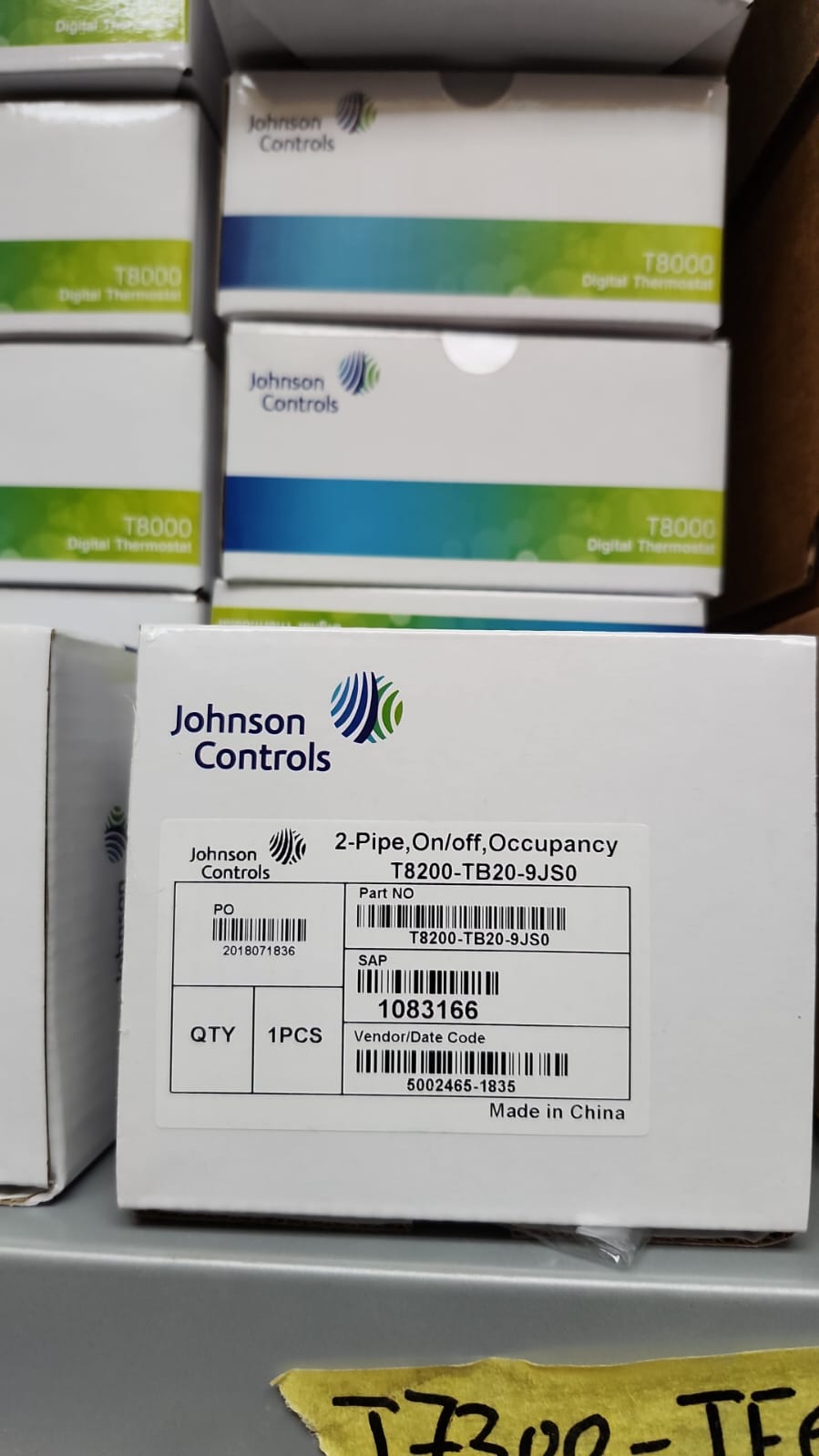 Johnson Controls FCU Controller Touch Screen T8200-TB20-9JS0 Fan Coil